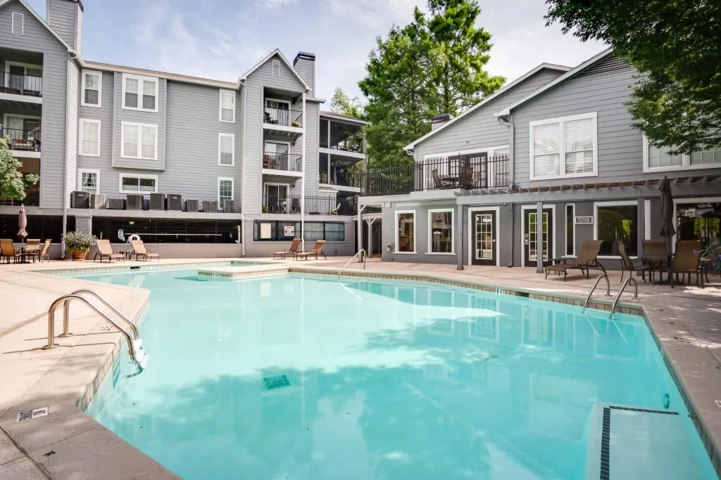 637 Granville Court, Sandy Springs, Georgia 30328, 2 Bedrooms Bedrooms, ,2 BathroomsBathrooms,Residential,Sold,637 Granville Court,6746851