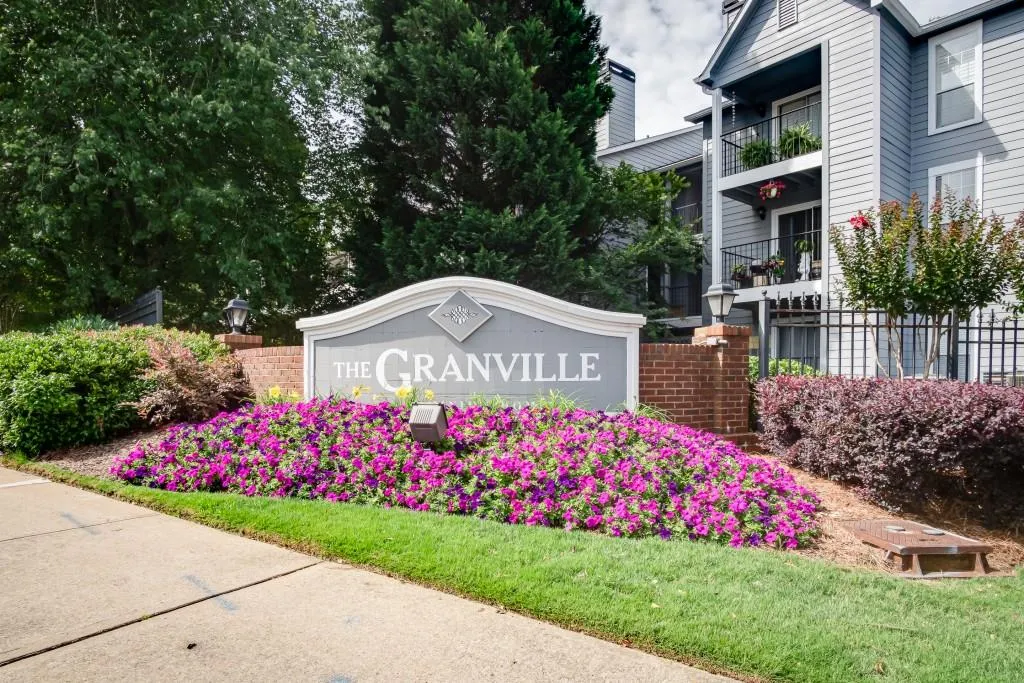 637 Granville Court, Sandy Springs, Georgia 30328, 2 Bedrooms Bedrooms, ,2 BathroomsBathrooms,Residential,Sold,637 Granville Court,6746851