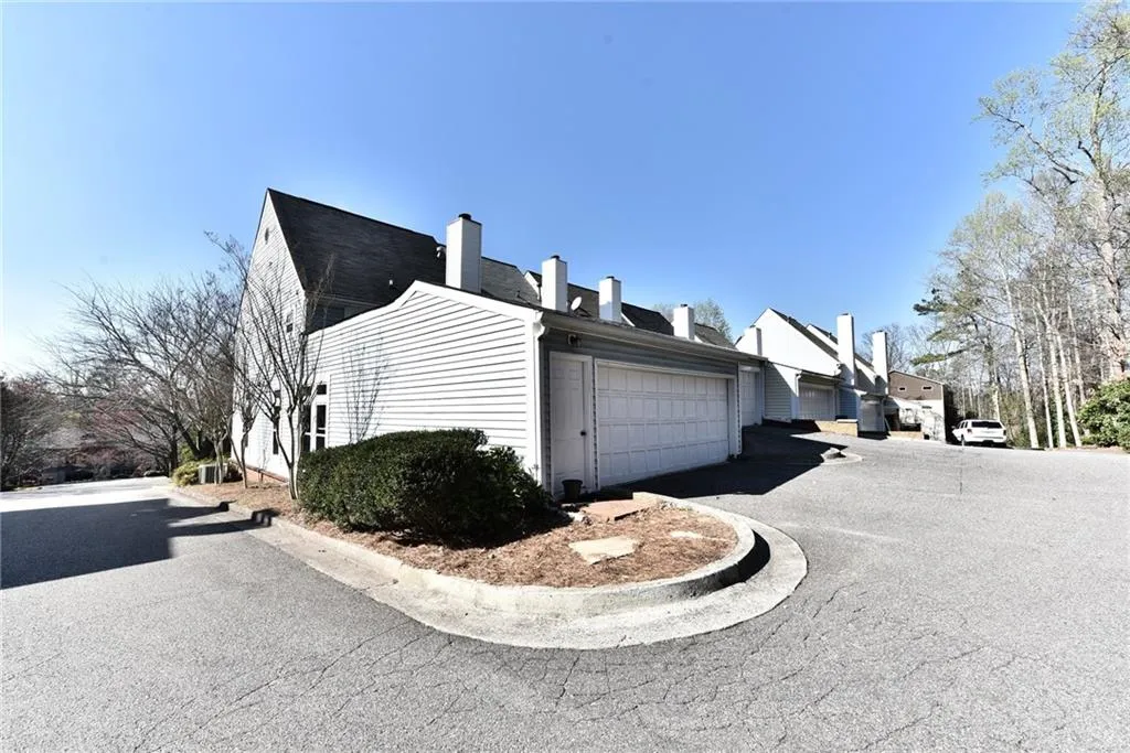 8645 Hope Mews Court, Atlanta, Georgia 30350, 2 Bedrooms Bedrooms, ,2 BathroomsBathrooms,Residential,Sold,8645 Hope Mews Court,5820113