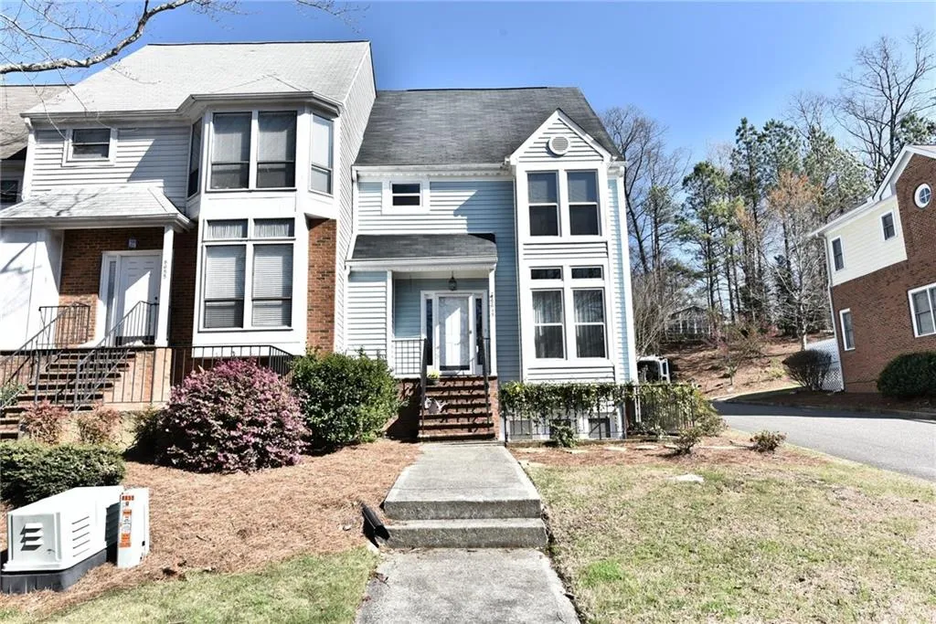 8645 Hope Mews Court, Atlanta, Georgia 30350, 2 Bedrooms Bedrooms, ,2 BathroomsBathrooms,Residential,Sold,8645 Hope Mews Court,5820113