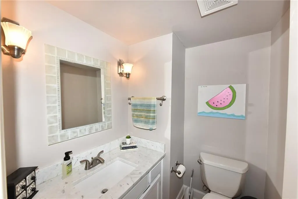 8645 Hope Mews Court, Atlanta, Georgia 30350, 2 Bedrooms Bedrooms, ,2 BathroomsBathrooms,Residential,Sold,8645 Hope Mews Court,5820113