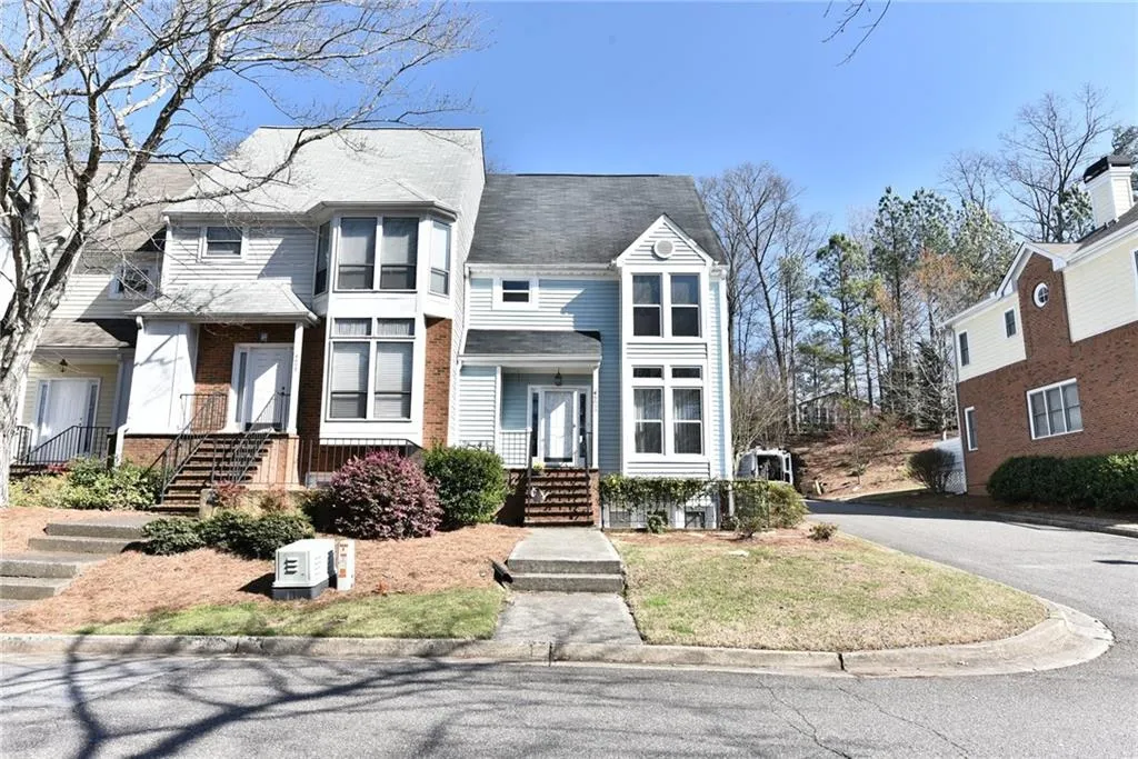 8645 Hope Mews Court, Atlanta, Georgia 30350, 2 Bedrooms Bedrooms, ,2 BathroomsBathrooms,Residential,Sold,8645 Hope Mews Court,5820113