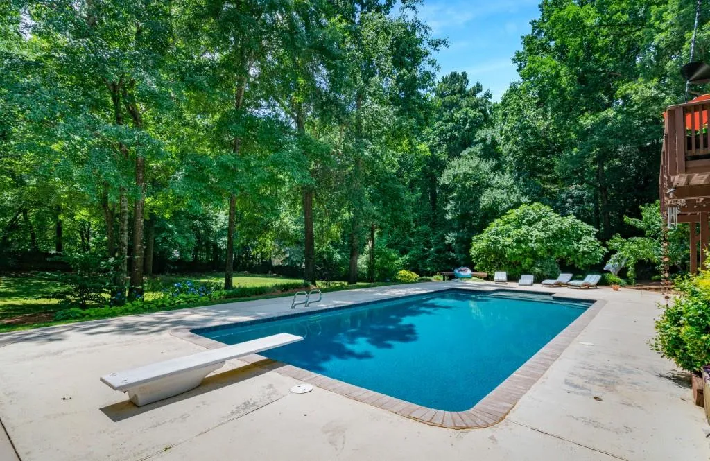 1510 Chevron Drive, Sandy Springs, Georgia 30350, 5 Bedrooms Bedrooms, ,4 BathroomsBathrooms,Residential,Sold,1510 Chevron Drive,7052275