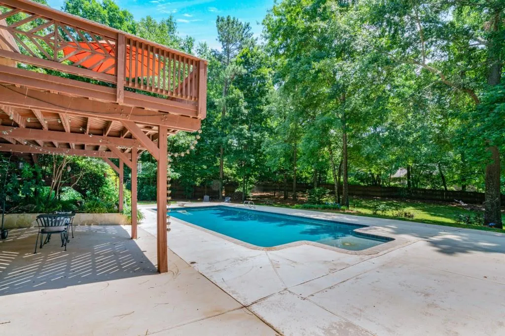 1510 Chevron Drive, Sandy Springs, Georgia 30350, 5 Bedrooms Bedrooms, ,4 BathroomsBathrooms,Residential,Sold,1510 Chevron Drive,7052275