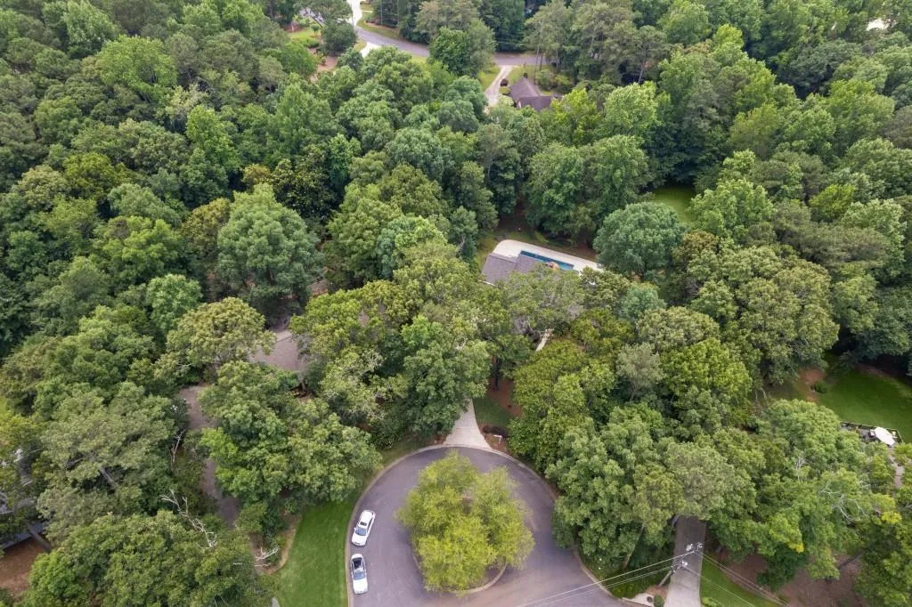 1510 Chevron Drive, Sandy Springs, Georgia 30350, 5 Bedrooms Bedrooms, ,4 BathroomsBathrooms,Residential,Sold,1510 Chevron Drive,7052275
