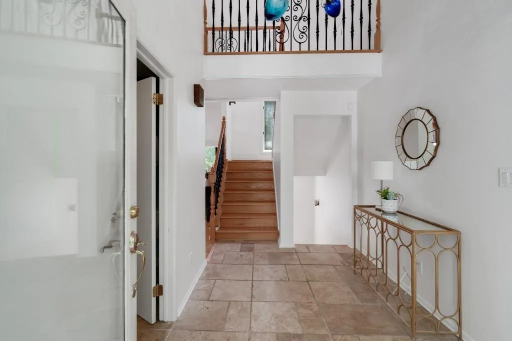 1510 Chevron Drive, Sandy Springs, Georgia 30350, 5 Bedrooms Bedrooms, ,4 BathroomsBathrooms,Residential,Sold,1510 Chevron Drive,7052275