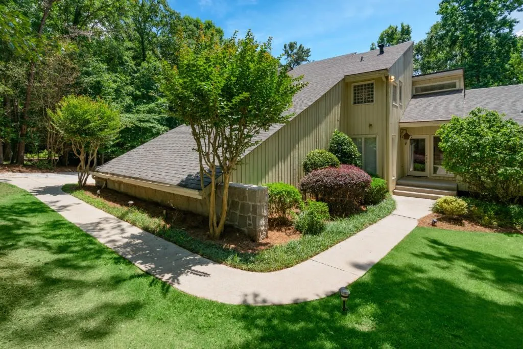 1510 Chevron Drive, Sandy Springs, Georgia 30350, 5 Bedrooms Bedrooms, ,4 BathroomsBathrooms,Residential,Sold,1510 Chevron Drive,7052275