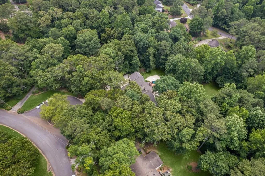 1510 Chevron Drive, Sandy Springs, Georgia 30350, 5 Bedrooms Bedrooms, ,4 BathroomsBathrooms,Residential,Sold,1510 Chevron Drive,7052275