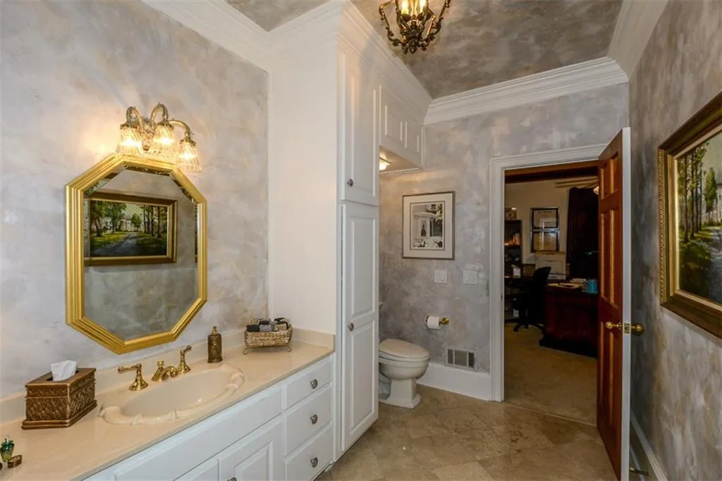 8200 Habersham Waters Road, Sandy Springs, Georgia 30350, 6 Bedrooms Bedrooms, ,7 BathroomsBathrooms,Residential,Sold,8200 Habersham Waters Road,5798268