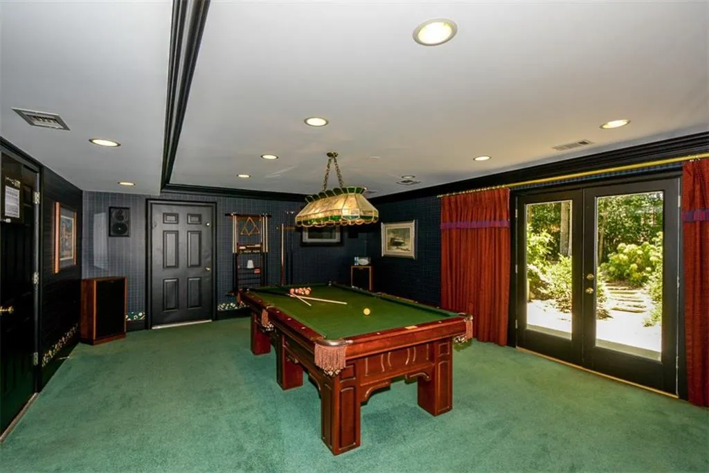 8200 Habersham Waters Road, Sandy Springs, Georgia 30350, 6 Bedrooms Bedrooms, ,7 BathroomsBathrooms,Residential,Sold,8200 Habersham Waters Road,5798268