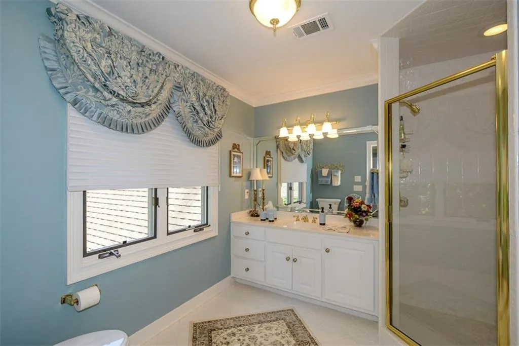 8200 Habersham Waters Road, Sandy Springs, Georgia 30350, 6 Bedrooms Bedrooms, ,7 BathroomsBathrooms,Residential,Sold,8200 Habersham Waters Road,5798268