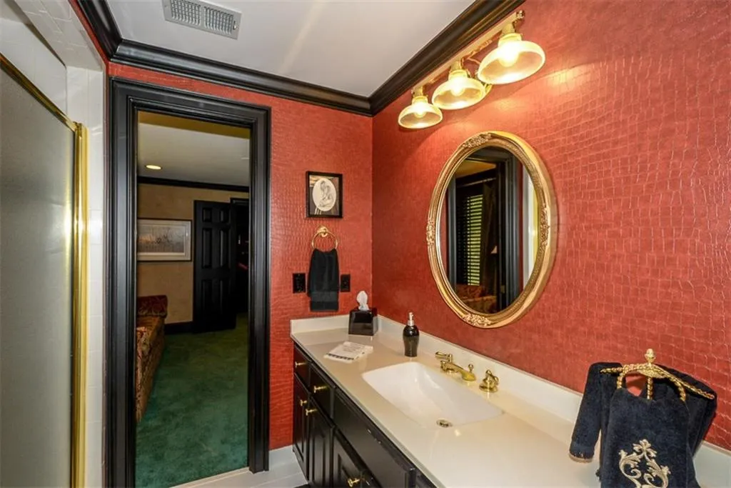 8200 Habersham Waters Road, Sandy Springs, Georgia 30350, 6 Bedrooms Bedrooms, ,7 BathroomsBathrooms,Residential,Sold,8200 Habersham Waters Road,5798268
