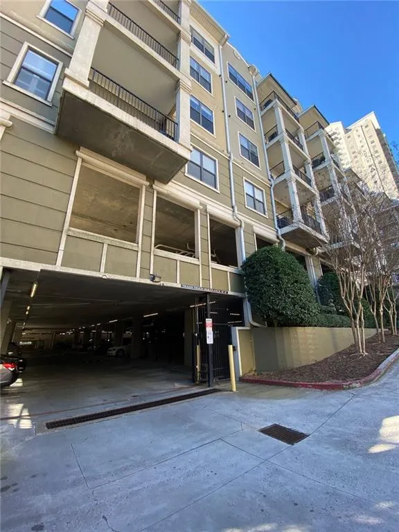 799 Hammond Drive Unit 426, Atlanta, Georgia 30328, 2 Bedrooms Bedrooms, ,2 BathroomsBathrooms,Residential,Sold,799 Hammond Drive Unit 426,7523772