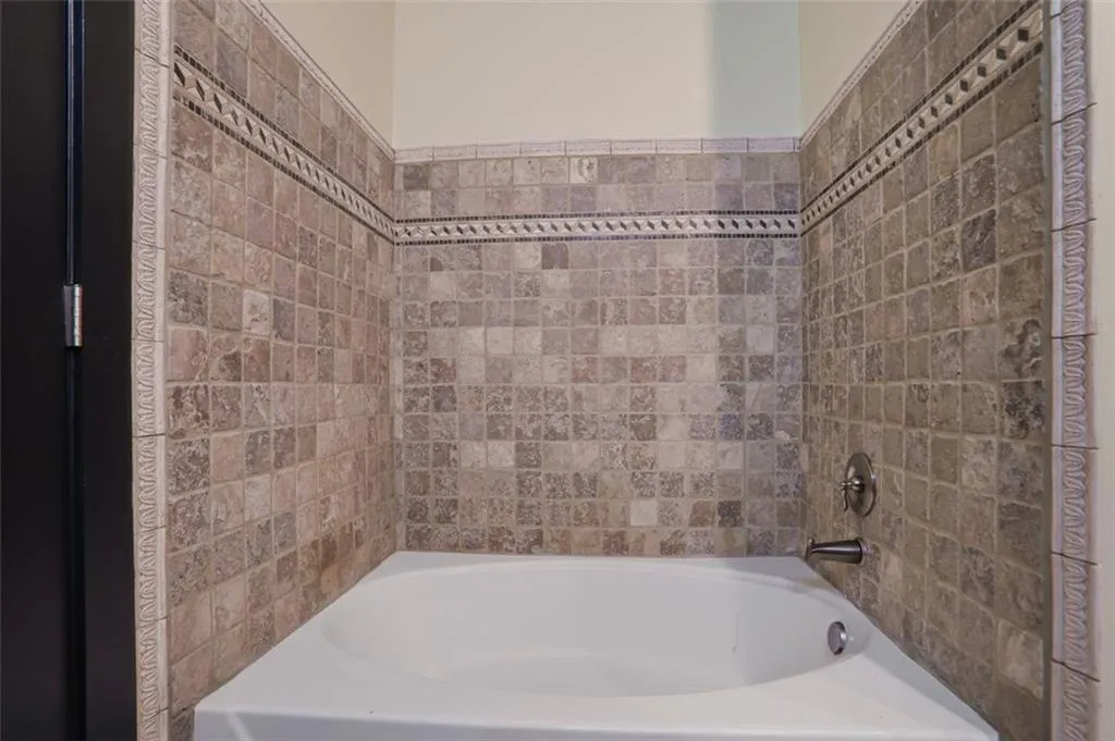 799 Hammond Drive Unit 426, Atlanta, Georgia 30328, 2 Bedrooms Bedrooms, ,2 BathroomsBathrooms,Residential,Sold,799 Hammond Drive Unit 426,7523772