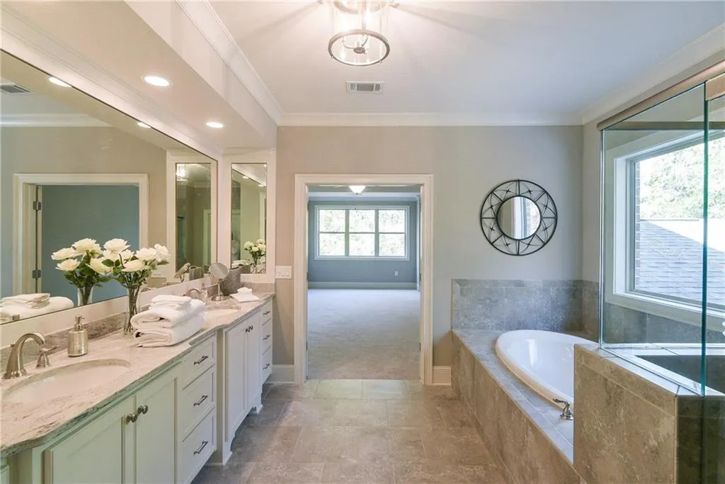 25 Wyndham Drive, Sandy Springs, Georgia 30328, 5 Bedrooms Bedrooms, ,4 BathroomsBathrooms,Residential,Sold,25 Wyndham Drive,5777080