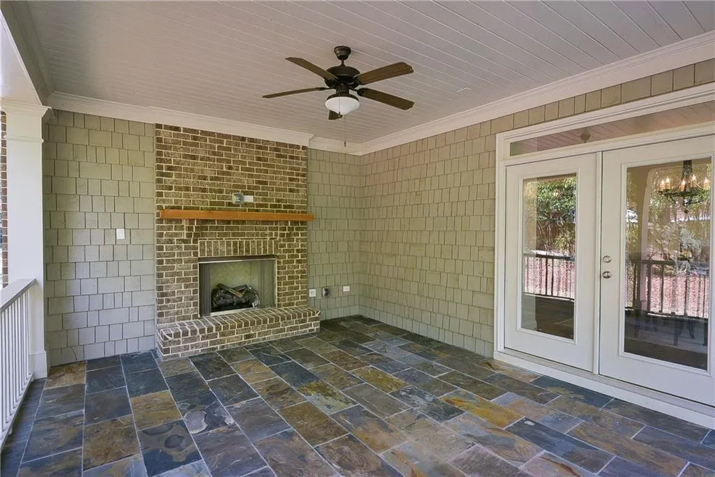 25 Wyndham Drive, Sandy Springs, Georgia 30328, 5 Bedrooms Bedrooms, ,4 BathroomsBathrooms,Residential,Sold,25 Wyndham Drive,5777080