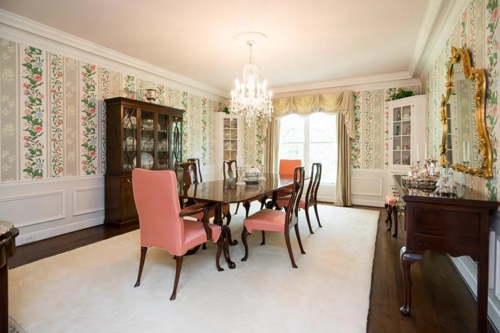 1735 Marlborough Drive, Sandy Springs, Georgia 30350, 5 Bedrooms Bedrooms, ,4 BathroomsBathrooms,Residential,Sold,1735 Marlborough Drive,6957597