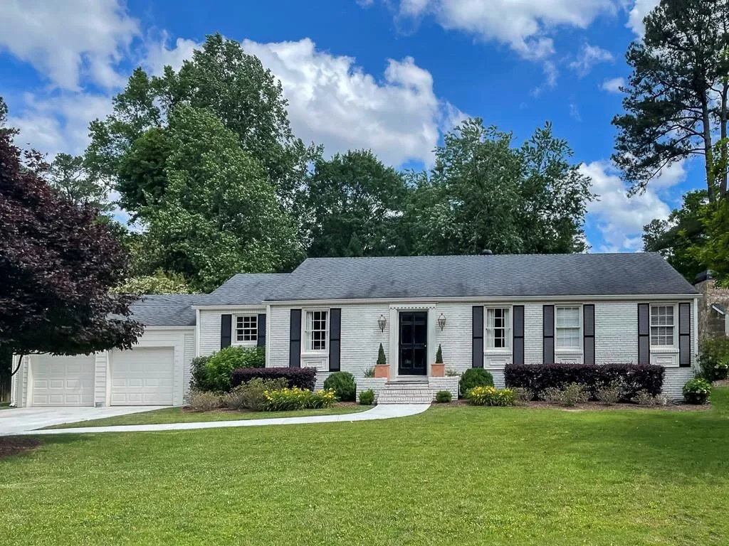 460 Old Creek Road, Sandy Springs, Georgia 30342, 4 Bedrooms Bedrooms, ,3 BathroomsBathrooms,Residential,Sold,460 Old Creek Road,6888936