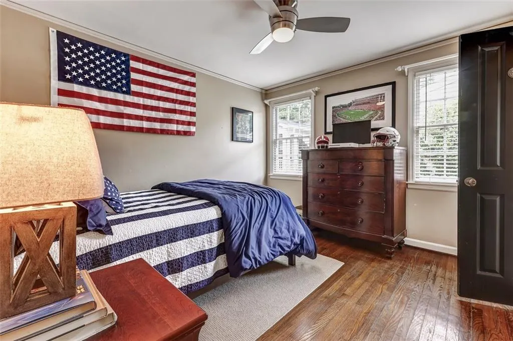 460 Old Creek Road, Sandy Springs, Georgia 30342, 4 Bedrooms Bedrooms, ,3 BathroomsBathrooms,Residential,Sold,460 Old Creek Road,6888936