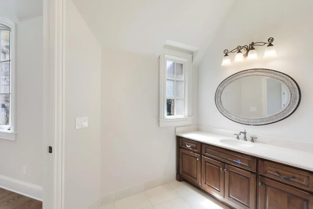 453 Londonberry Road, Atlanta, Georgia 30327, 7 Bedrooms Bedrooms, ,8 BathroomsBathrooms,Residential,Sold,453 Londonberry Road,6768359