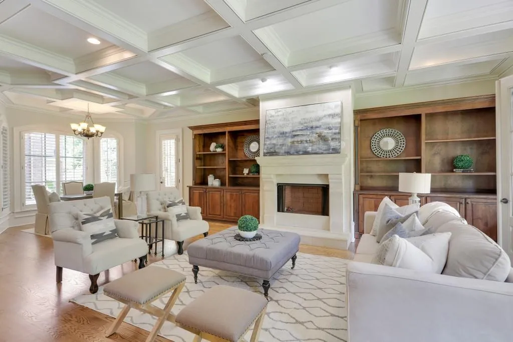 453 Londonberry Road, Atlanta, Georgia 30327, 7 Bedrooms Bedrooms, ,8 BathroomsBathrooms,Residential,Sold,453 Londonberry Road,6768359