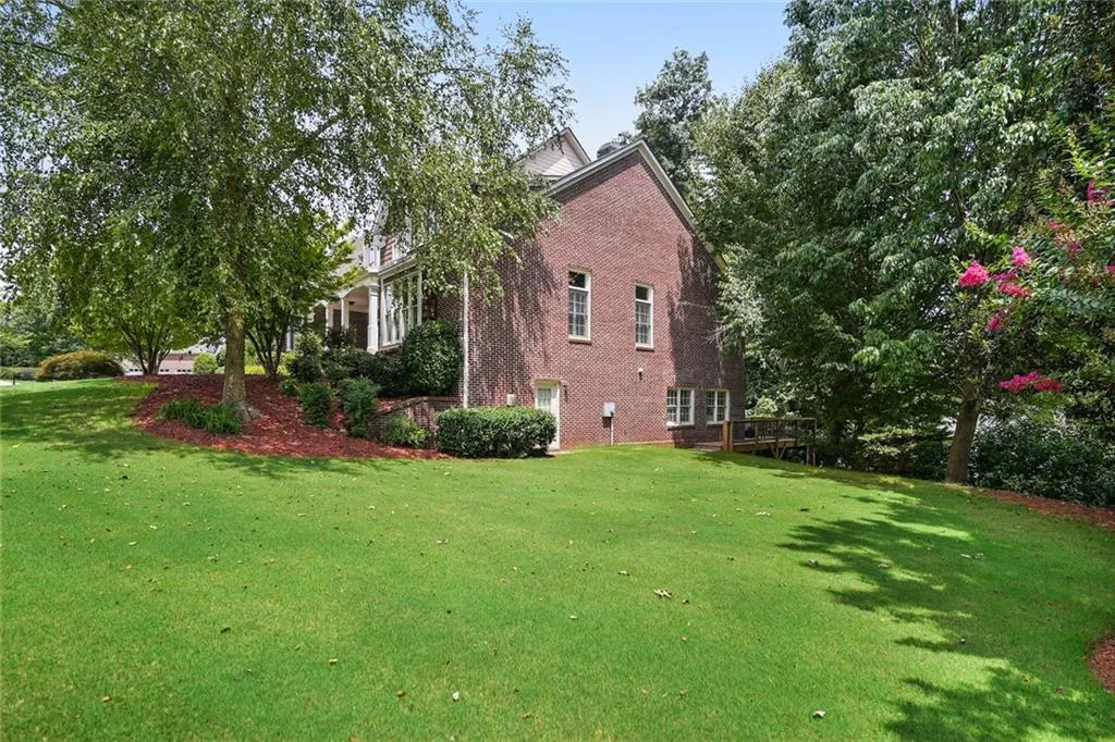 185 Trowbridge Road, Sandy Springs, Georgia 30350, 6 Bedrooms Bedrooms, ,3 BathroomsBathrooms,Residential,Sold,185 Trowbridge Road,7182813