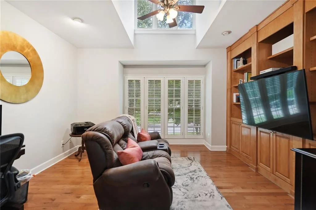 185 Trowbridge Road, Sandy Springs, Georgia 30350, 6 Bedrooms Bedrooms, ,3 BathroomsBathrooms,Residential,Sold,185 Trowbridge Road,7182813