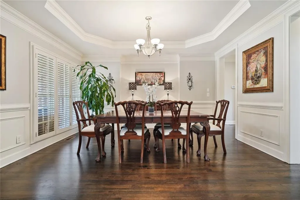 185 Trowbridge Road, Sandy Springs, Georgia 30350, 6 Bedrooms Bedrooms, ,3 BathroomsBathrooms,Residential,Sold,185 Trowbridge Road,7182813