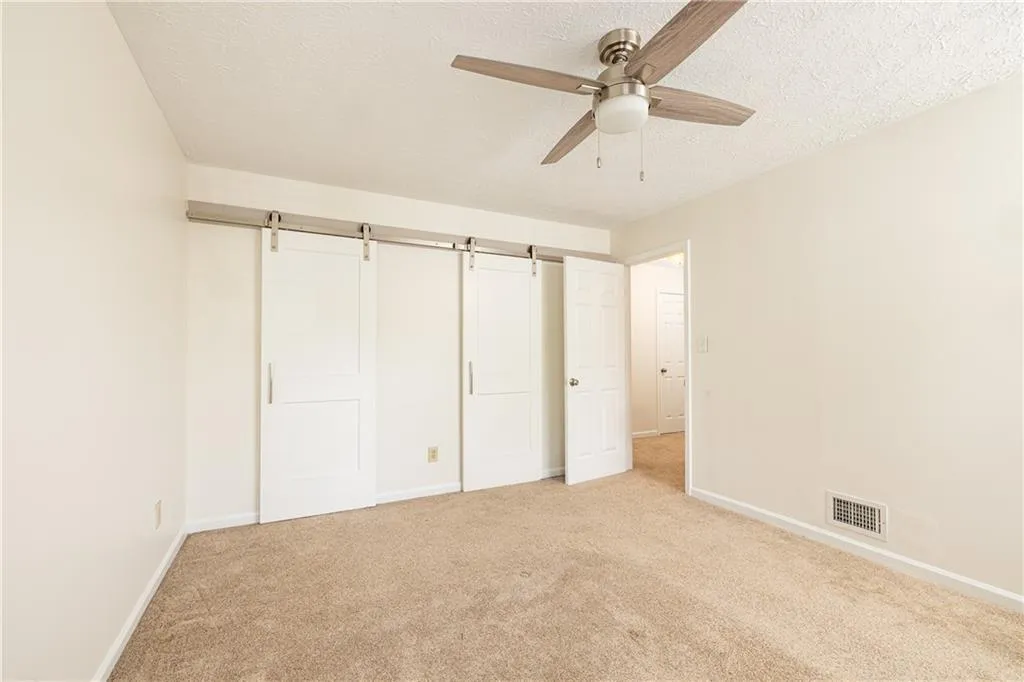 7750 Roswell Road Unit 10f, Atlanta, Georgia 30350, 2 Bedrooms Bedrooms, ,1 BathroomBathrooms,Residential,For Sale,7750 Roswell Road Unit 10f,7762014