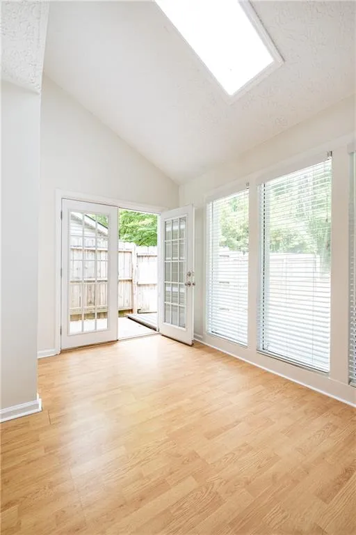 7750 Roswell Road Unit 10f, Atlanta, Georgia 30350, 2 Bedrooms Bedrooms, ,1 BathroomBathrooms,Residential,For Sale,7750 Roswell Road Unit 10f,7762014