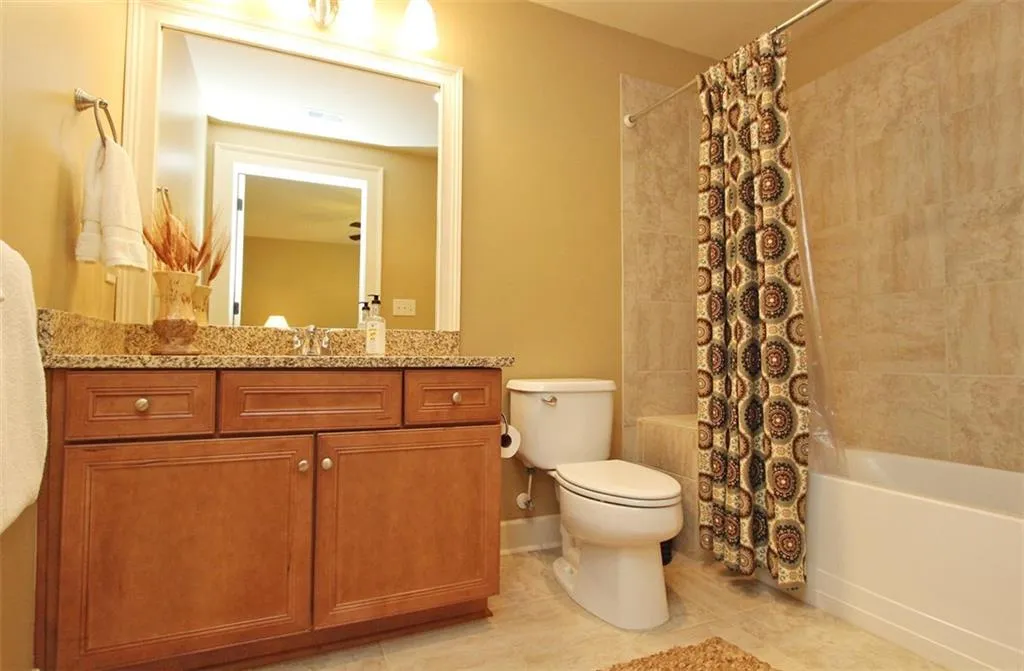 205 Riversgate Drive, Atlanta, Georgia 30339, 3 Bedrooms Bedrooms, ,3 BathroomsBathrooms,Residential,Sold,205 Riversgate Drive,5727160