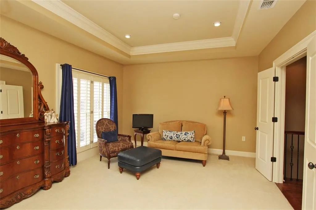 205 Riversgate Drive, Atlanta, Georgia 30339, 3 Bedrooms Bedrooms, ,3 BathroomsBathrooms,Residential,Sold,205 Riversgate Drive,5727160