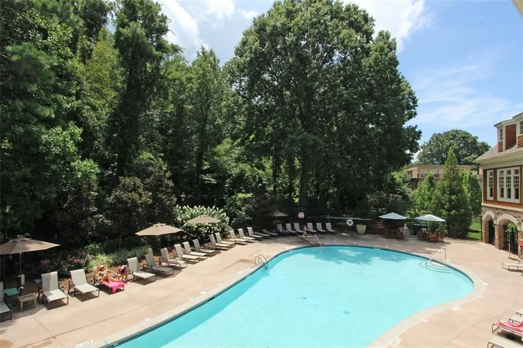 205 Riversgate Drive, Atlanta, Georgia 30339, 3 Bedrooms Bedrooms, ,3 BathroomsBathrooms,Residential,Sold,205 Riversgate Drive,5727160