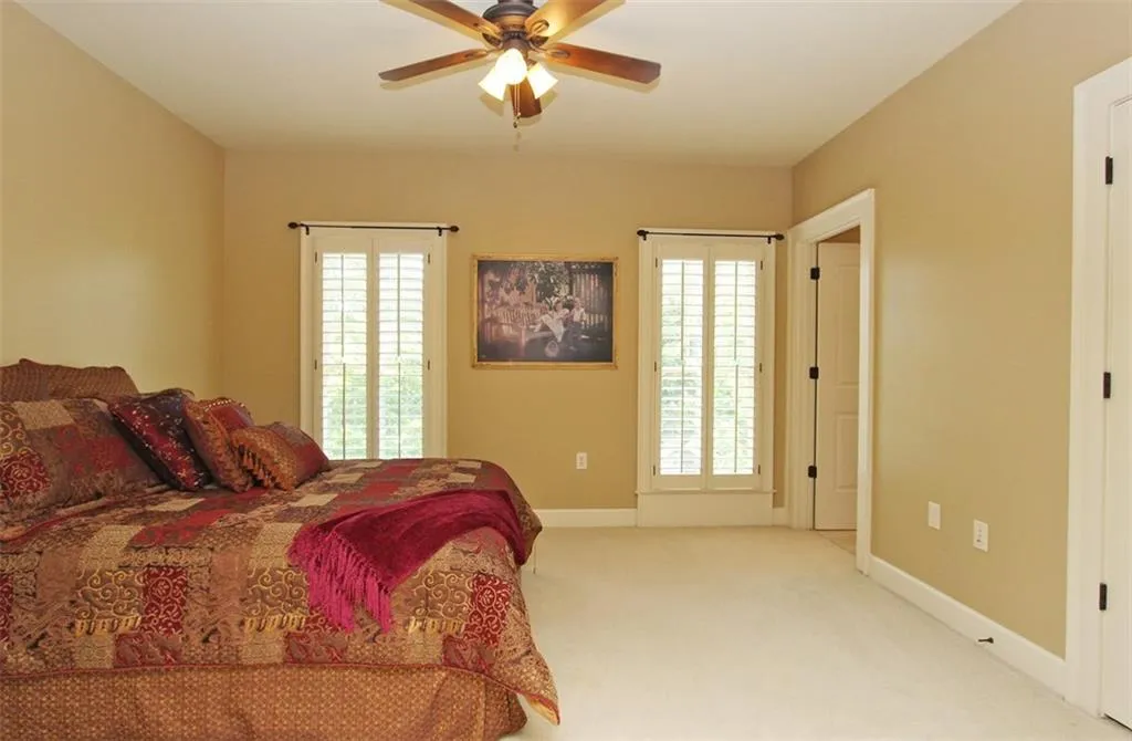 205 Riversgate Drive, Atlanta, Georgia 30339, 3 Bedrooms Bedrooms, ,3 BathroomsBathrooms,Residential,Sold,205 Riversgate Drive,5727160
