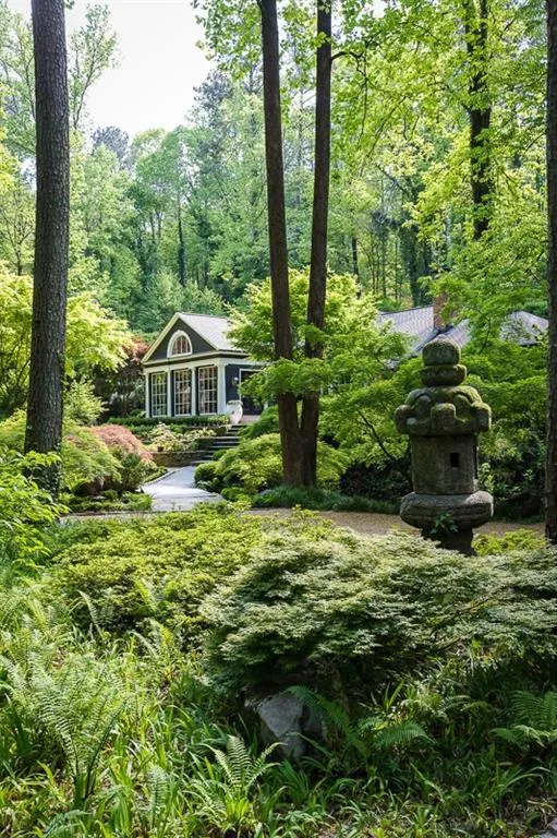 4830 Jett Road, Atlanta, Georgia 30327, 4 Bedrooms Bedrooms, ,2 BathroomsBathrooms,Residential,Sold,4830 Jett Road,6005886