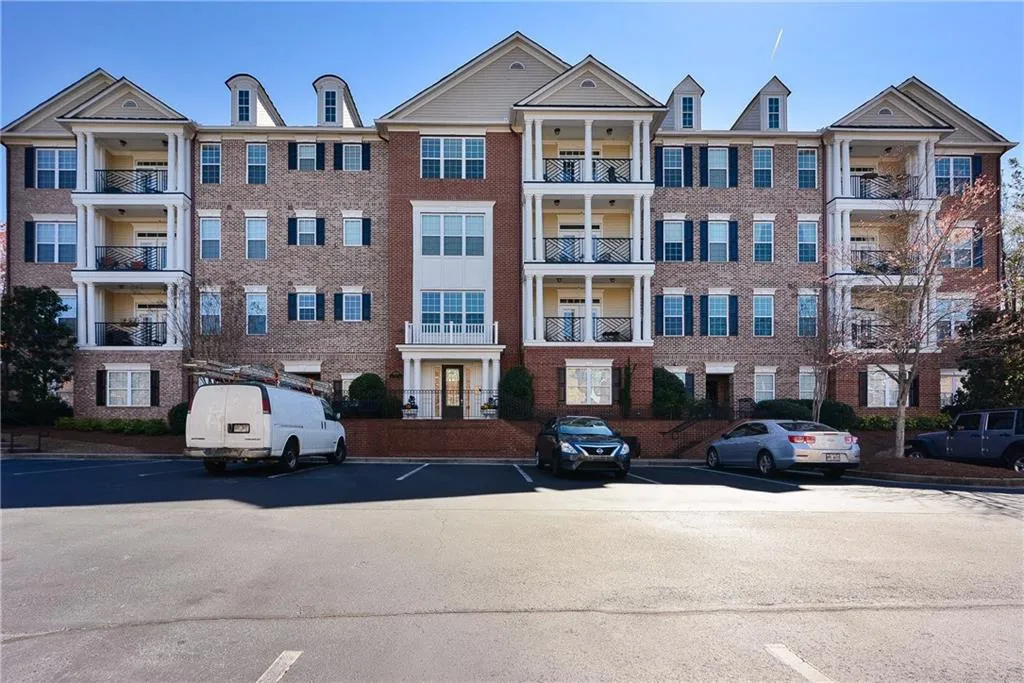 4950 Ivy Ridge Drive Se Unit 103, Atlanta, Georgia 30339, 2 Bedrooms Bedrooms, ,2 BathroomsBathrooms,Residential,Sold,4950 Ivy Ridge Drive Se Unit 103,5813933