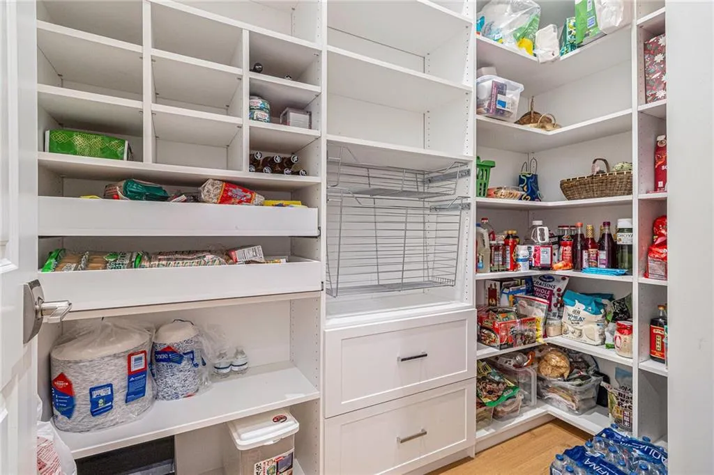 Walk-in pantry