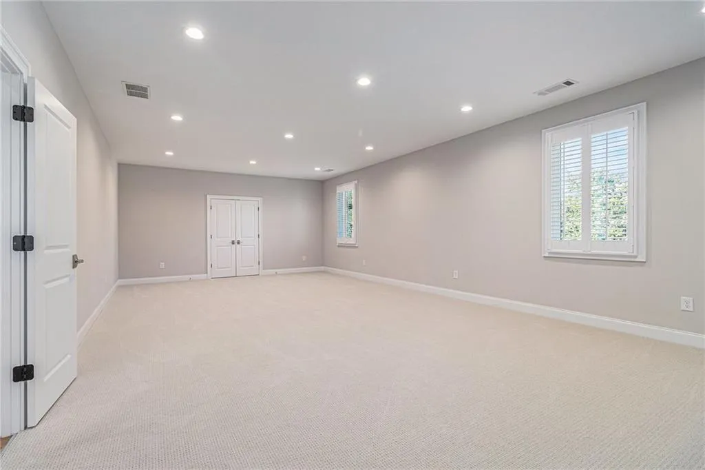 on third level, flexible room with endless uses