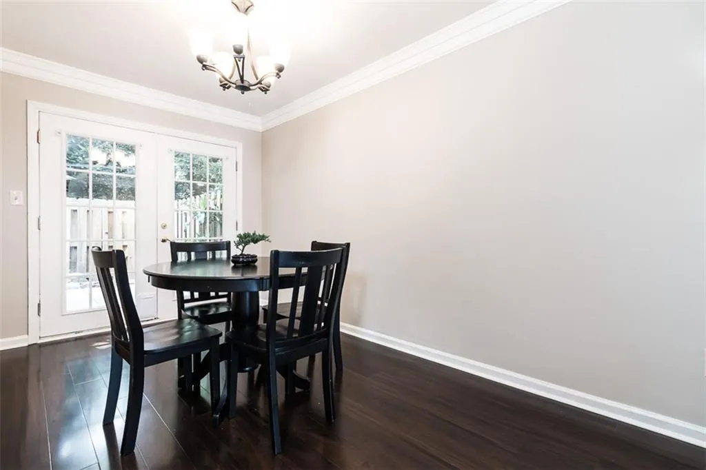 136 Peachtree Memorial Drive Nw Unit Nh1, Atlanta, Georgia 30309, 2 Bedrooms Bedrooms, ,1 BathroomBathrooms,Residential,Sold,136 Peachtree Memorial Drive Nw Unit Nh1,5697326