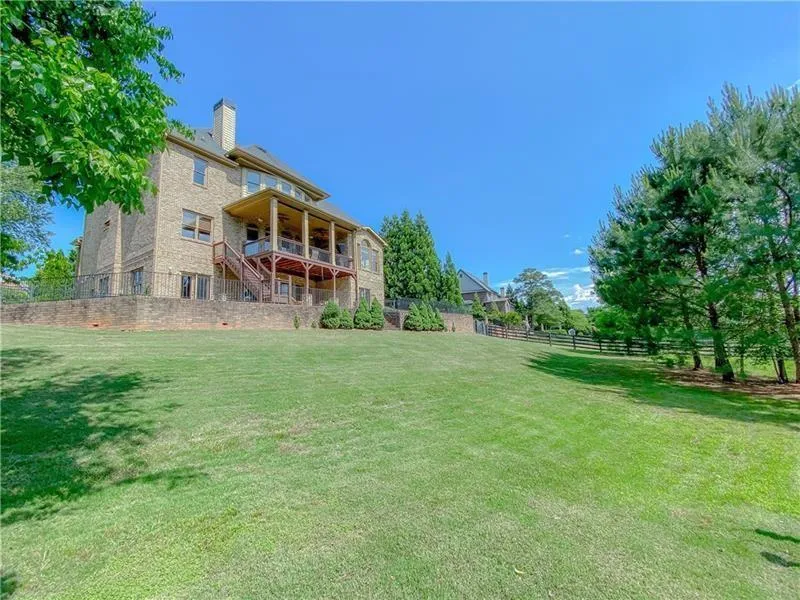 462 Meadow Watch Lane, Sandy Springs, Georgia 30350, 5 Bedrooms Bedrooms, ,6 BathroomsBathrooms,Residential,Sold,462 Meadow Watch Lane,6692659