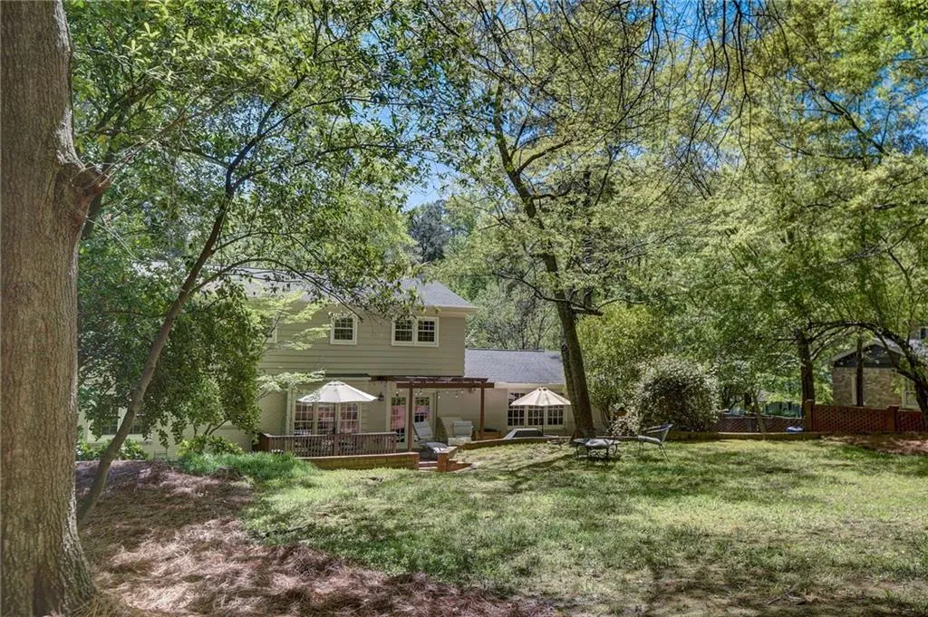 6560 Wright Road, Atlanta, Georgia 30328, 4 Bedrooms Bedrooms, ,2 BathroomsBathrooms,Residential,Sold,6560 Wright Road,7370008