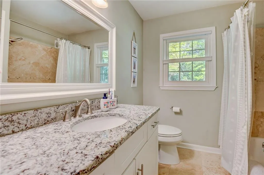 6560 Wright Road, Atlanta, Georgia 30328, 4 Bedrooms Bedrooms, ,2 BathroomsBathrooms,Residential,Sold,6560 Wright Road,7370008