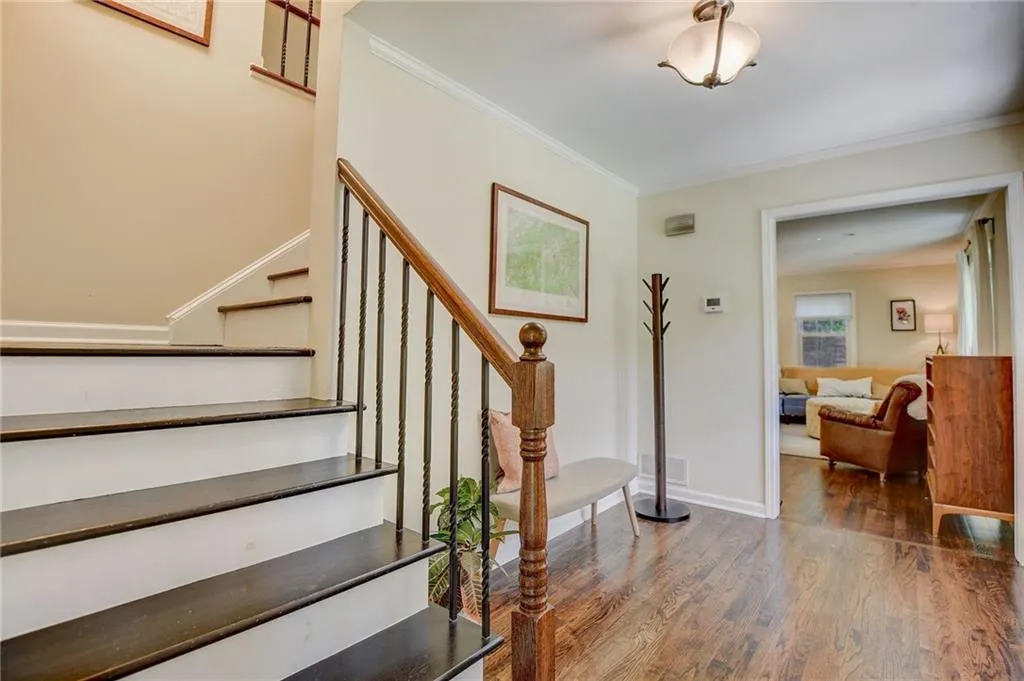 6560 Wright Road, Atlanta, Georgia 30328, 4 Bedrooms Bedrooms, ,2 BathroomsBathrooms,Residential,Sold,6560 Wright Road,7370008