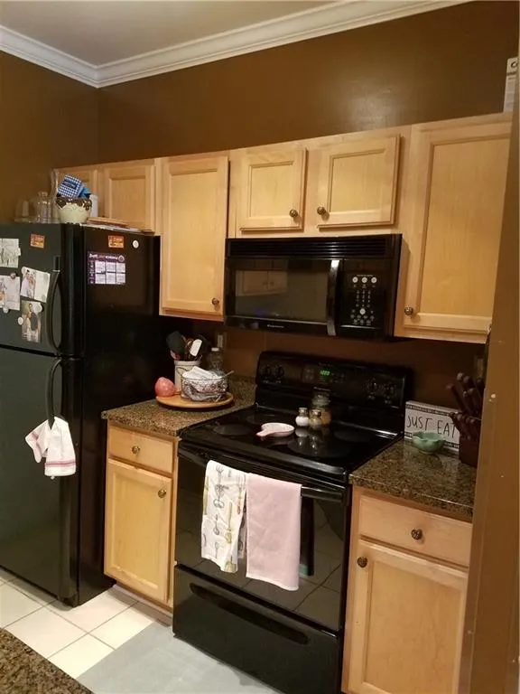 5641 Roswell Road Unit 218, Atlanta, Georgia 30342, 2 Bedrooms Bedrooms, ,2 BathroomsBathrooms,Residential,Sold,5641 Roswell Road Unit 218,5913336