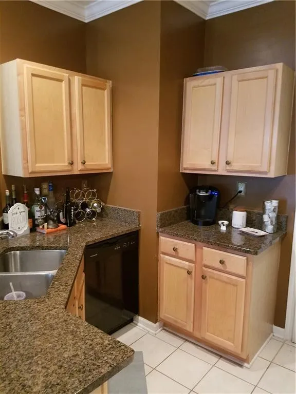 5641 Roswell Road Unit 218, Atlanta, Georgia 30342, 2 Bedrooms Bedrooms, ,2 BathroomsBathrooms,Residential,Sold,5641 Roswell Road Unit 218,5913336