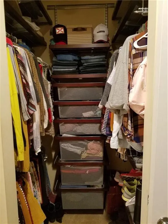 5641 Roswell Road Unit 218, Atlanta, Georgia 30342, 2 Bedrooms Bedrooms, ,2 BathroomsBathrooms,Residential,Sold,5641 Roswell Road Unit 218,5913336