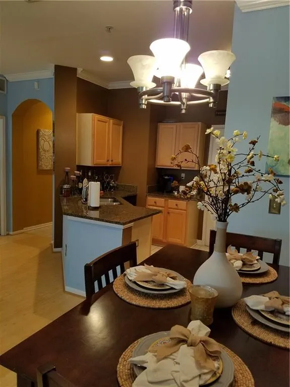 5641 Roswell Road Unit 218, Atlanta, Georgia 30342, 2 Bedrooms Bedrooms, ,2 BathroomsBathrooms,Residential,Sold,5641 Roswell Road Unit 218,5913336