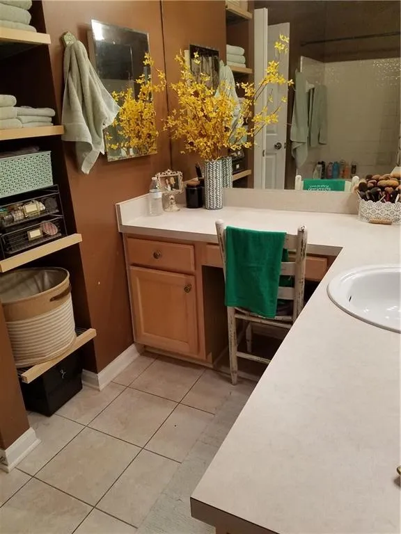 5641 Roswell Road Unit 218, Atlanta, Georgia 30342, 2 Bedrooms Bedrooms, ,2 BathroomsBathrooms,Residential,Sold,5641 Roswell Road Unit 218,5913336