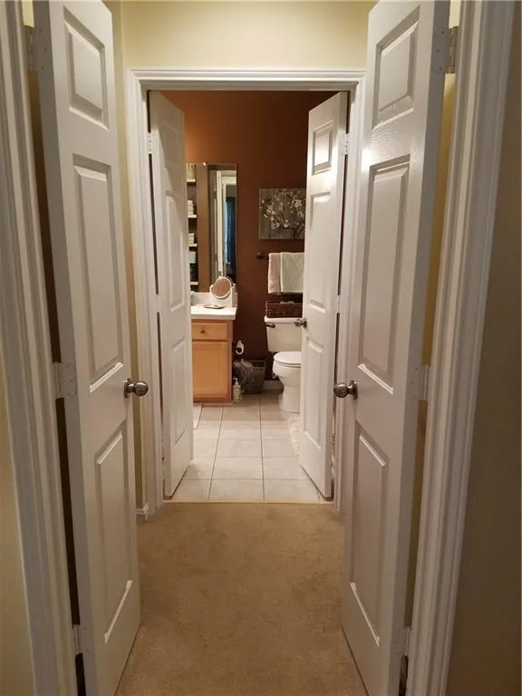 5641 Roswell Road Unit 218, Atlanta, Georgia 30342, 2 Bedrooms Bedrooms, ,2 BathroomsBathrooms,Residential,Sold,5641 Roswell Road Unit 218,5913336