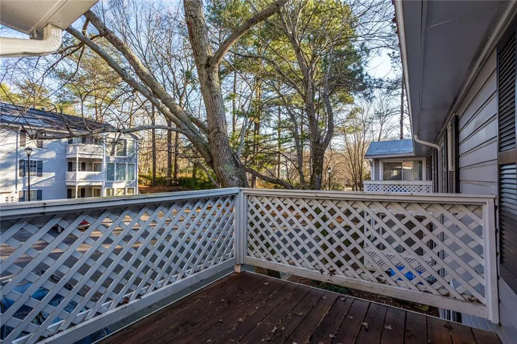 310 Natchez Trace, Atlanta, Georgia 30350, 2 Bedrooms Bedrooms, ,1 BathroomBathrooms,Residential,Sold,310 Natchez Trace,6985082